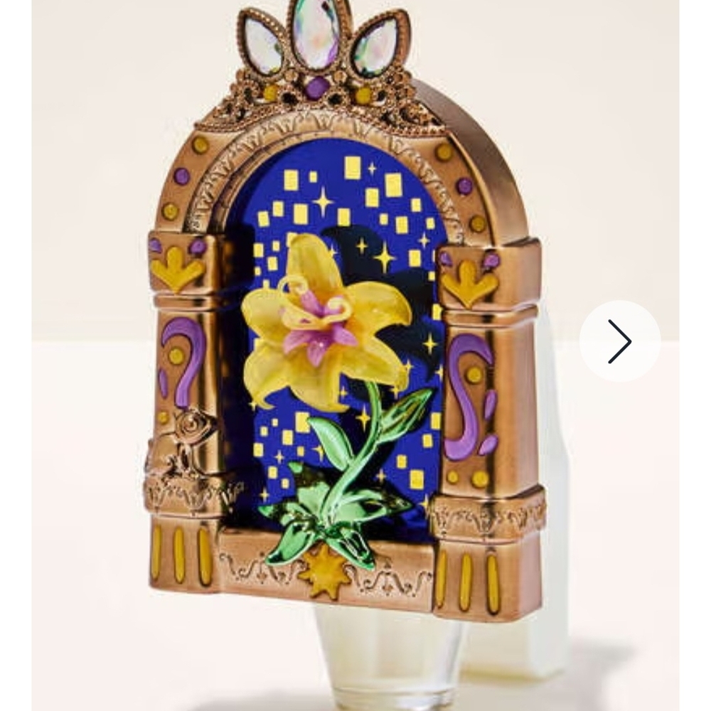 Bath & Body Works Rapunzel Wallflower Plug-In - Picture 4 of 5